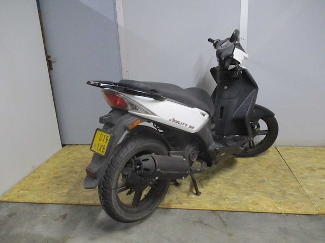 Kymco - schade bromscooter - agility 16 - scooter - afbeelding 8 van  10