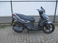 Kymco - schade bromscooter - agility 16" + injectie - scooter - afbeelding 8 van  11
