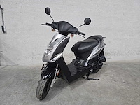 Kymco - snorscooter - agility - 4t 25km uitvoering d817px - afbeelding 3 van  7
