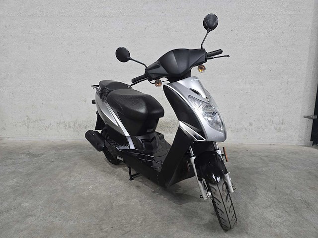 Kymco - snorscooter - agility - 4t 25km uitvoering d817px - afbeelding 4 van  7