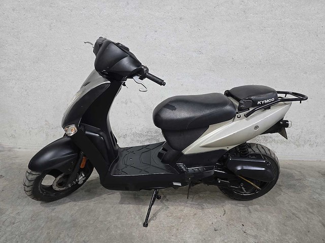 Kymco - snorscooter - agility - 4t 25km uitvoering f118ft - afbeelding 5 van  7