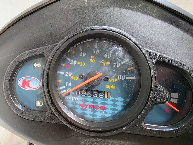 Kymco - snorscooter - agility - 4t 25km uitvoering fk069f - afbeelding 2 van  2