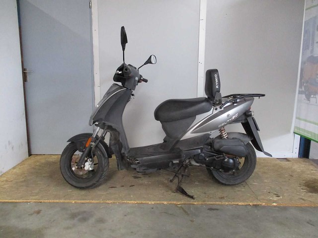 Kymco - snorscooter - agility 50 - scooter - afbeelding 1 van  10