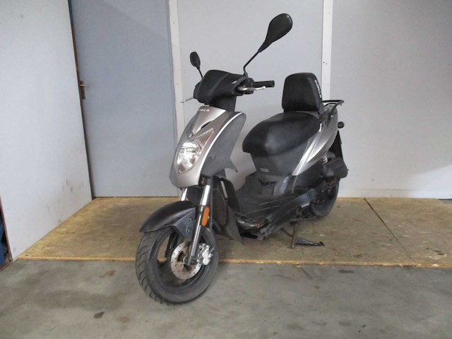 Kymco - snorscooter - agility 50 - scooter - afbeelding 3 van  10