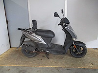 Kymco - snorscooter - agility 50 - scooter - afbeelding 7 van  10