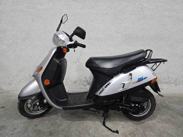 Kymco - snorscooter - dj refined 50 - 2t 25km uitvoering 40dgb1 - afbeelding 1 van  9
