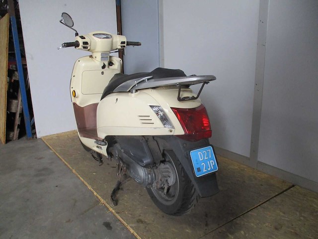 Kymco - snorscooter - like 50 - scooter - afbeelding 2 van  11