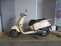 Kymco - snorscooter - like 50 - scooter - afbeelding 1 van  11