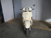 Kymco - snorscooter - like 50 - scooter - afbeelding 5 van  11