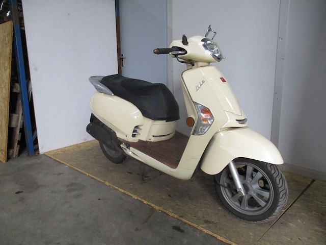 Kymco - snorscooter - like 50 - scooter - afbeelding 7 van  11