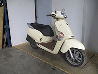 Kymco - snorscooter - like 50 - scooter - afbeelding 7 van  11