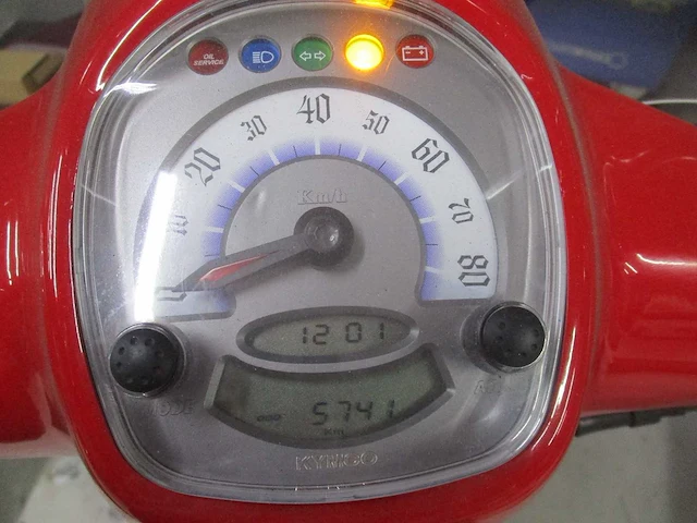 Kymco - snorscooter - new sento 50 i (injectie) - scooter - afbeelding 3 van  11