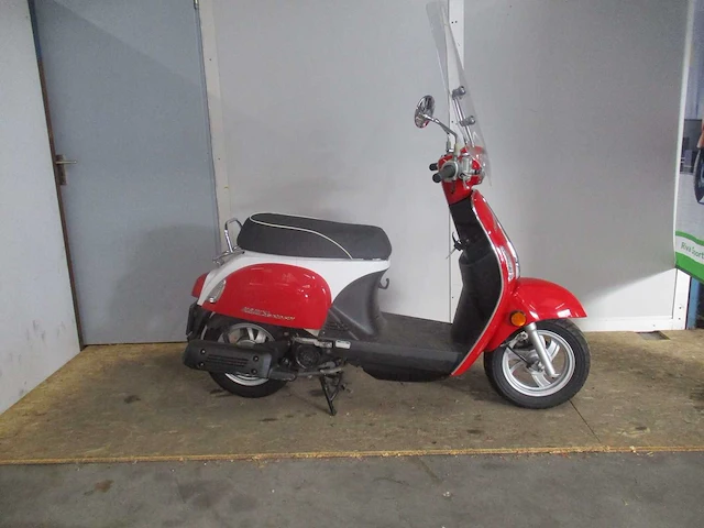 Kymco - snorscooter - new sento 50 i (injectie) - scooter - afbeelding 8 van  11
