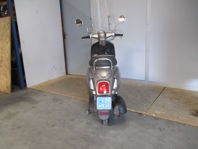 Kymco - snorscooter - new sento 50i (injectie) - scooter - afbeelding 10 van  11