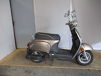 Kymco - snorscooter - new sento 50i (injectie) - scooter - afbeelding 8 van  11