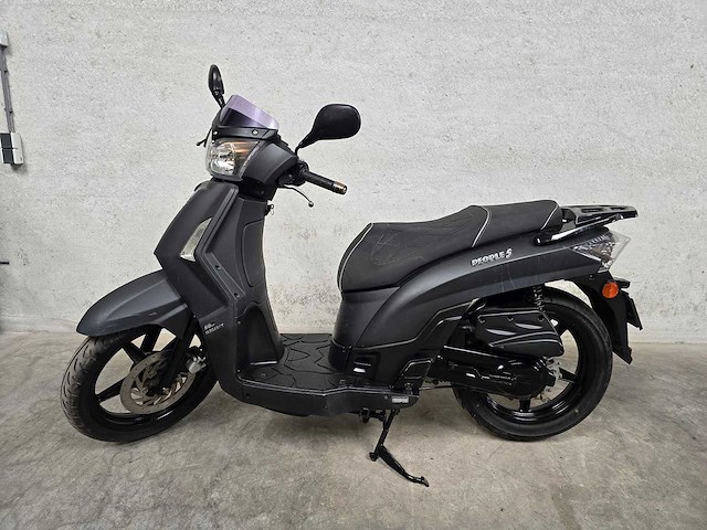 Kymco - snorscooter - people s - 4t 25km uitvoering dlx51b - afbeelding 1 van  7