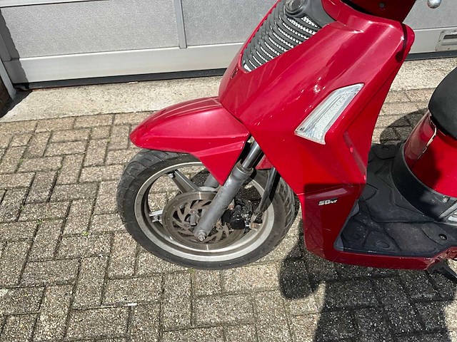 Kymco - snorscooter - people s - brommer - 2010 - afbeelding 9 van  9