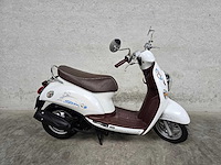 Kymco - snorscooter - sento - 4t 25km uitvoering d424nv - afbeelding 2 van  7
