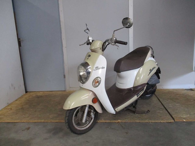 Kymco - snorscooter - sento - scooter - afbeelding 4 van  11