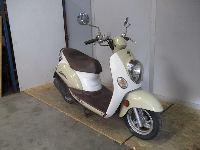 Kymco - snorscooter - sento - scooter - afbeelding 7 van  11