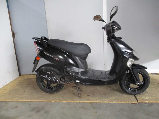 Kymco - snorscooter - vitality - scooter - afbeelding 4 van  11