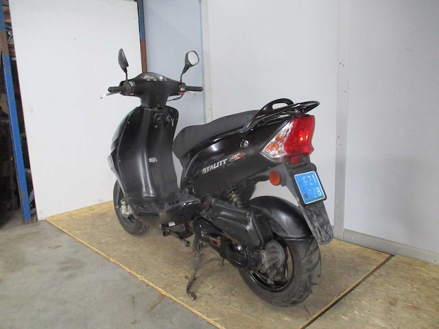 Kymco - snorscooter - vitality - scooter - afbeelding 2 van  11