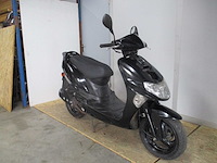 Kymco - snorscooter - vitality - scooter - afbeelding 7 van  11