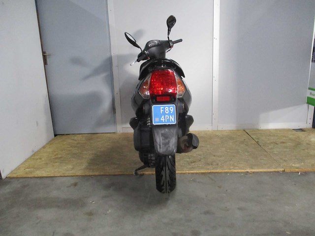 Kymco - snorscooter - vitality 4t 50 - scooter - afbeelding 8 van  11