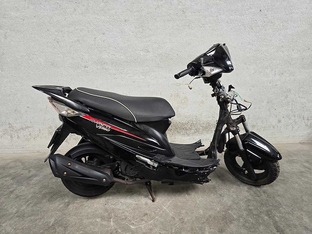 Kymco - snorscooter - vp 50 - 4t 25km uitvoering f923vr - afbeelding 2 van  7