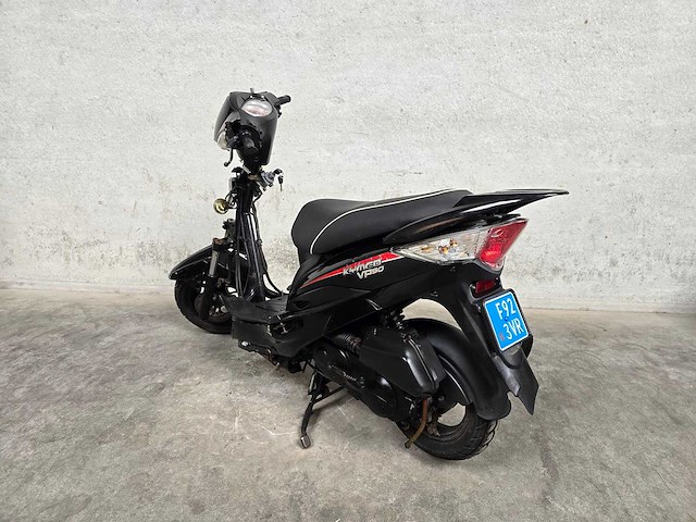 Kymco - snorscooter - vp 50 - 4t 25km uitvoering f923vr - afbeelding 6 van  7