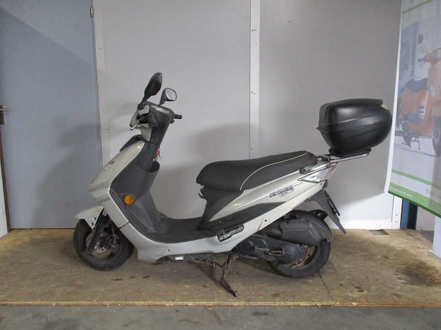Kymco - snorscooter - vp 50 - scooter - afbeelding 1 van  11