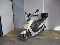 Kymco - snorscooter - vp 50 - scooter - afbeelding 4 van  11
