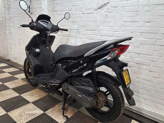 Kymco agility 16+ 45 km bromscooter 4takt - afbeelding 3 van  7