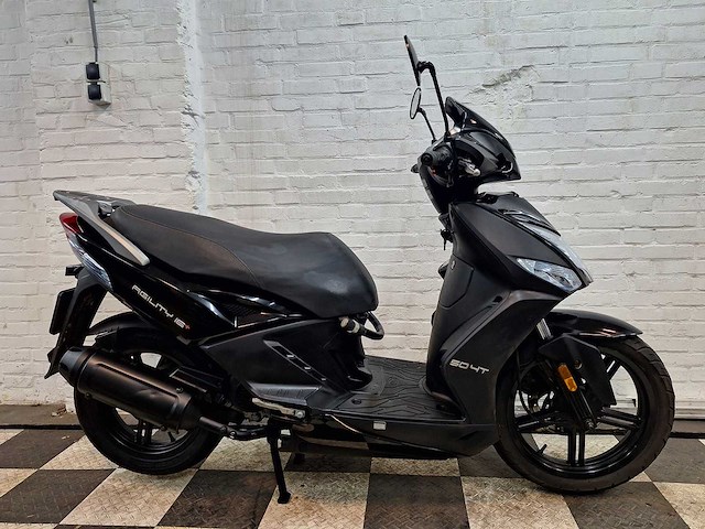 Kymco agility 16+ 45 km bromscooter 4takt - afbeelding 5 van  7