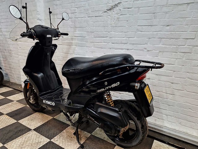 Kymco agility 45 km bromscooter 4takt - afbeelding 3 van  6