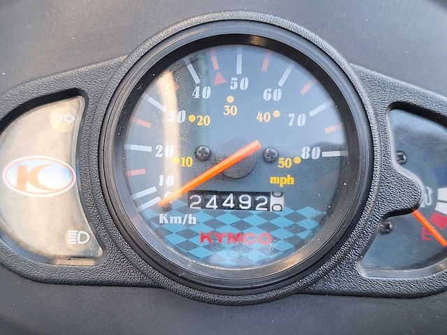 Kymco agility 45 km bromscooter 4takt - afbeelding 3 van  5