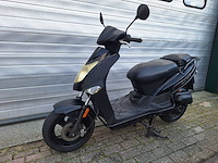 Kymco agility 45 km bromscooter 4takt - afbeelding 2 van  7