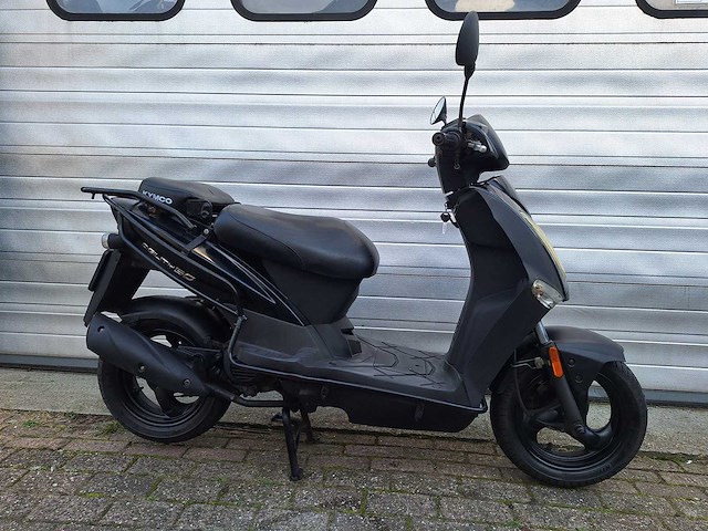 Kymco agility 45 km bromscooter 4takt - afbeelding 5 van  7