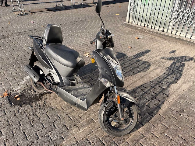 Kymco agility 50 snorscooters - afbeelding 2 van  36