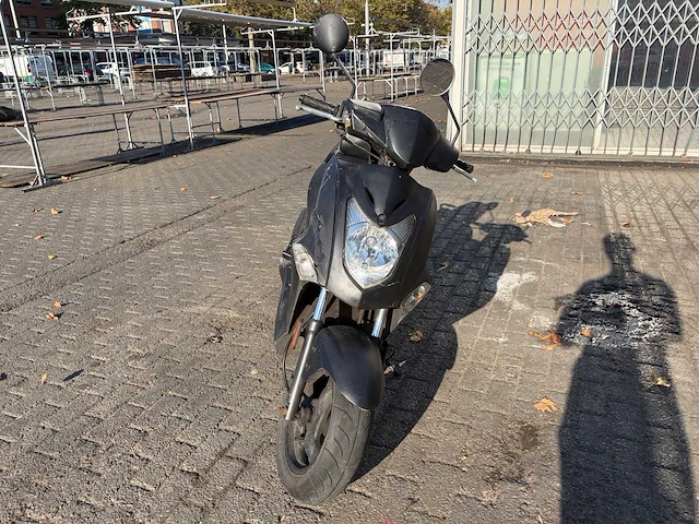Kymco agility 50 snorscooters - afbeelding 11 van  36