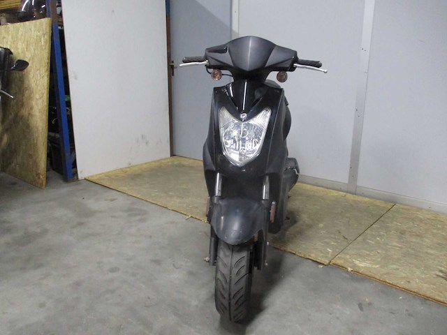 Kymco agility alleen voor onderdelen - snorscooter - scooter - afbeelding 4 van  10