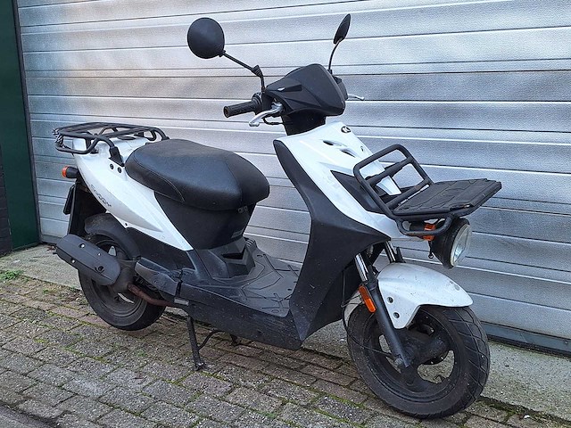 Kymco agility carry 45 km bezorgscooter 4takt - afbeelding 5 van  5