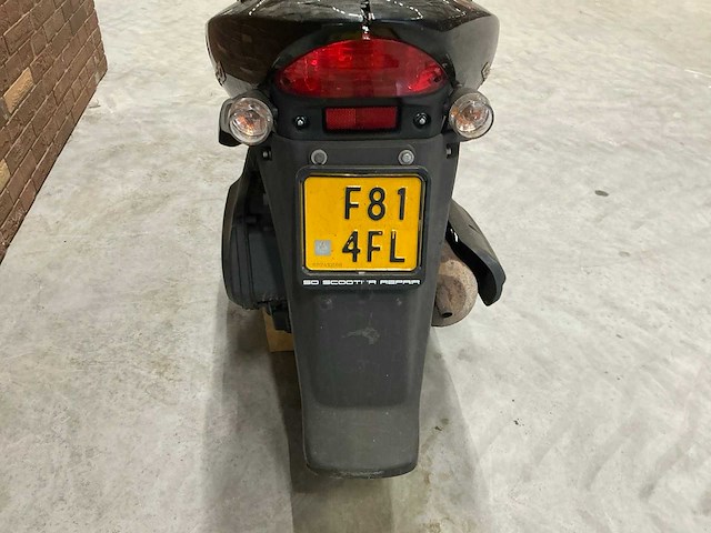 Kymco bromscooter agility 10" onderdelen scooter - afbeelding 4 van  13
