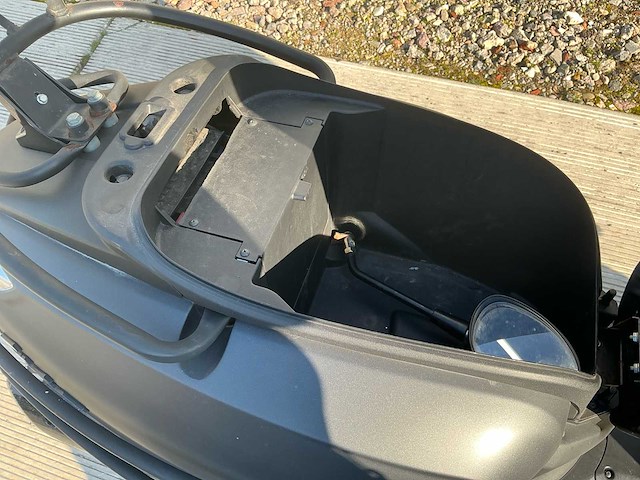 Kymco bromscooter like scooter - afbeelding 14 van  19