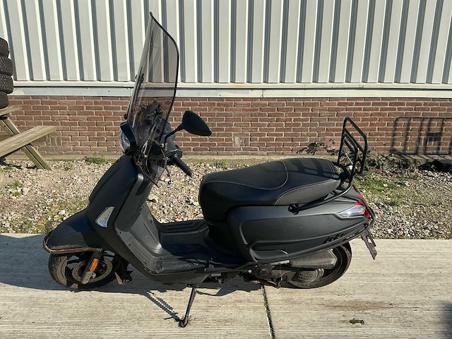 Kymco bromscooter like scooter - afbeelding 18 van  19