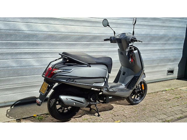 Kymco like 45 km bromscooter 4takt - afbeelding 7 van  7