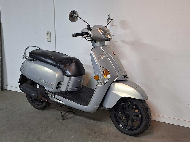 Kymco like tt 45 km bromscooter 4takt - afbeelding 3 van  3