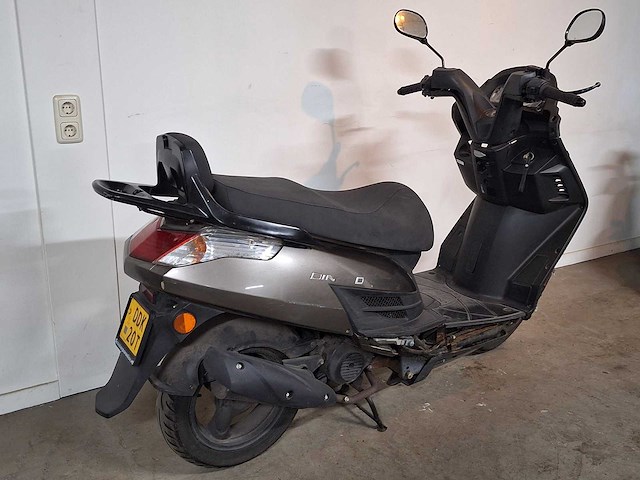 Kymco new dink 50 45km bromscooter 4-takt - afbeelding 8 van  8