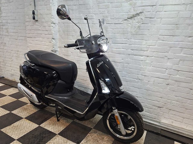 Kymco new like 25 km snorscooter 4takt - afbeelding 6 van  7