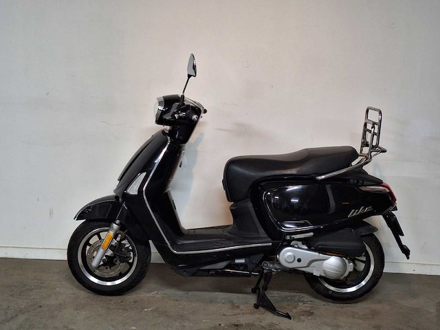 Kymco new like 25 km snorscooter 4takt - afbeelding 1 van  7